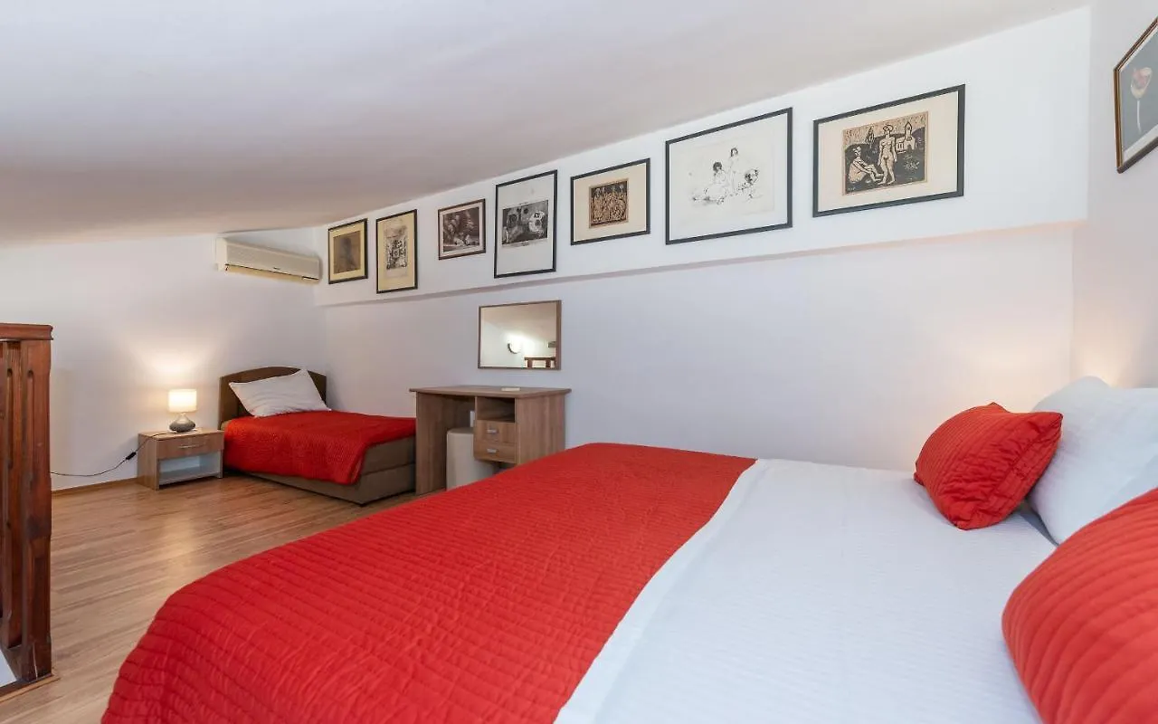 Appartamento House Mitic Rovigno