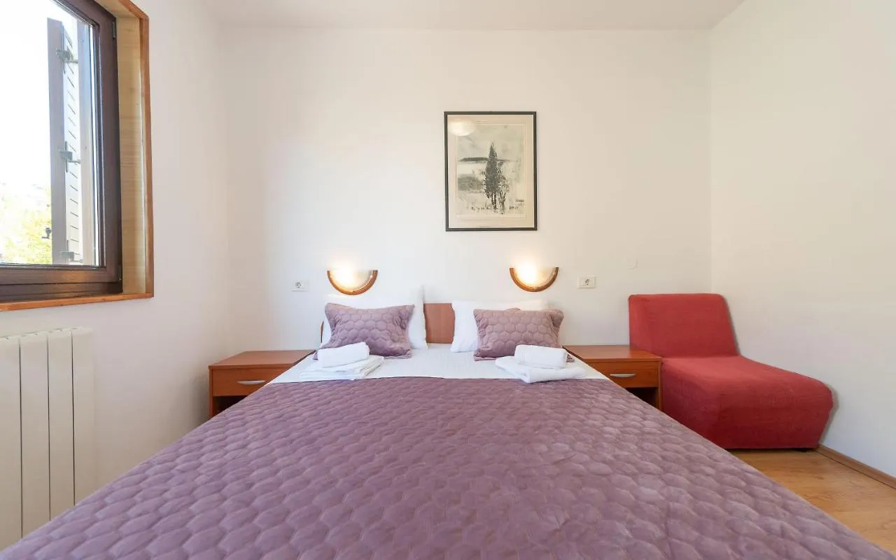 Appartamento House Mitic Rovigno